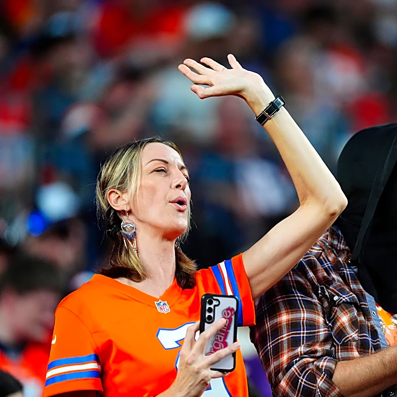 Twitter reacts to Broncos cutting fan-favorite draft picks
