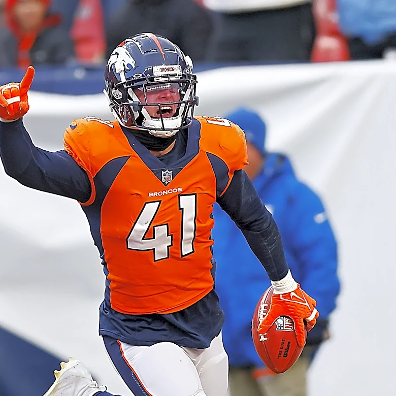 Broncos linebacker reverts to injured reserve after clearing waivers