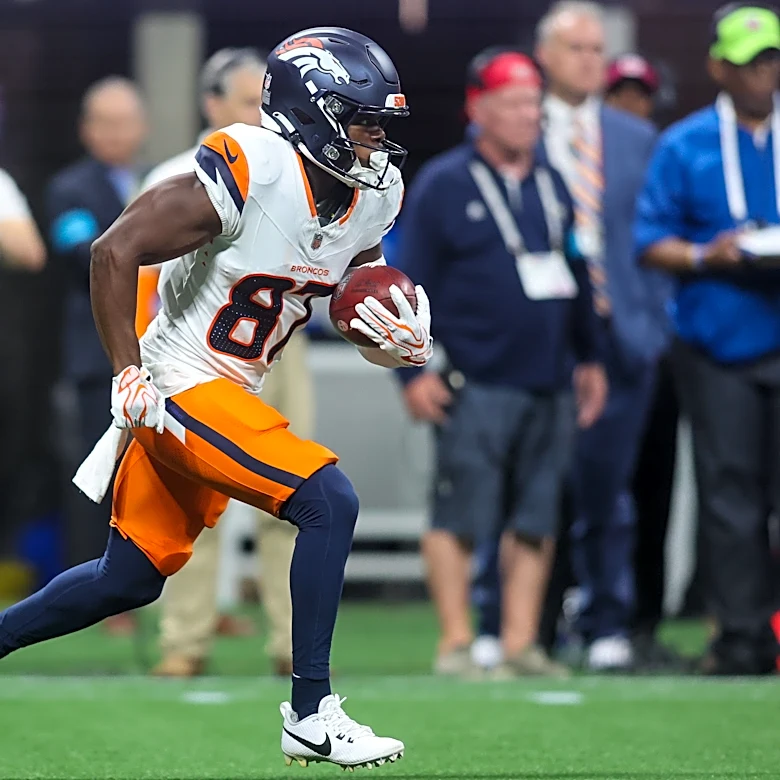Chiefs host 2 players cut by Broncos ahead of 'MNF' clash vs. rival