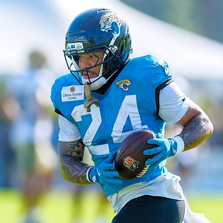 Broncos and Jaguars fought over the same running backs in free agency