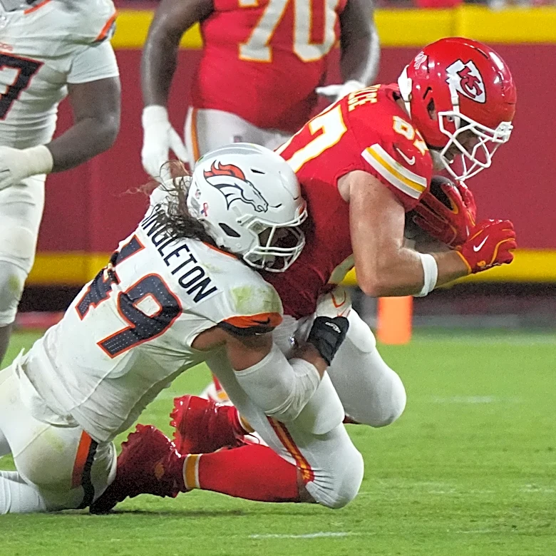 NFL fines Broncos LB Alex Singleton for late hit vs. Chiefs