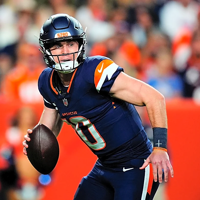 Jaylen Waddle catches Bo Nix's perfectly placed pass to get Broncos back in game