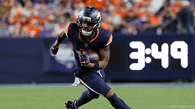 Twitter reacts to Jaylen Waddle’s amazing 2-point catch on 'SNF'