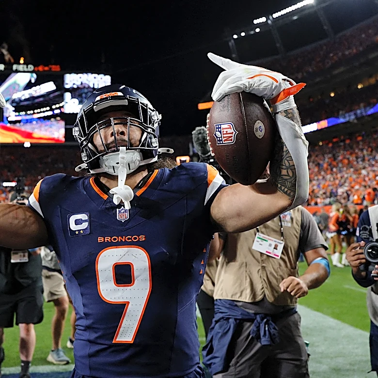 PFF names Talanoa Hufanga its Defensive Player of the Week