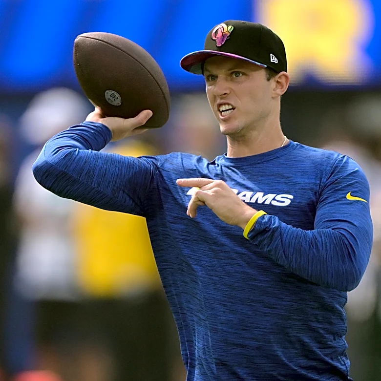 Bucs sign ex-Broncos QB after losing Baker Mayfield to injury; Vikings add ex-Denver RB