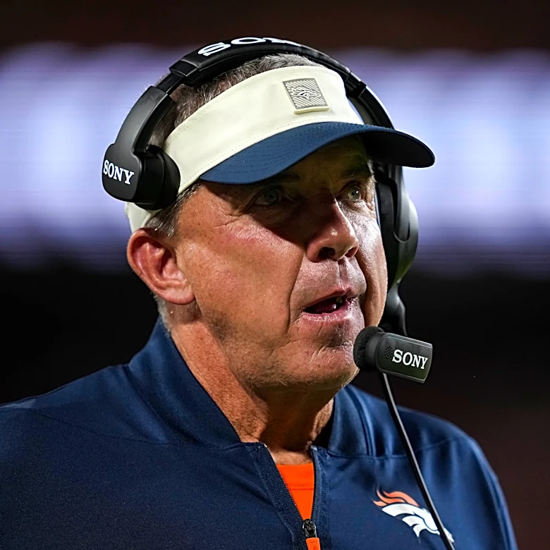 Sean Payton comments on Jaylen Waddle’s walking boot after Week 3
