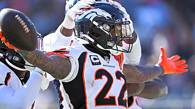 15-year NFL safety returns to Broncos for official retirement