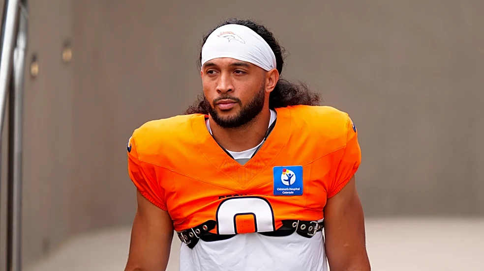 8 Broncos did not play in team's overtime win vs. Seahawks