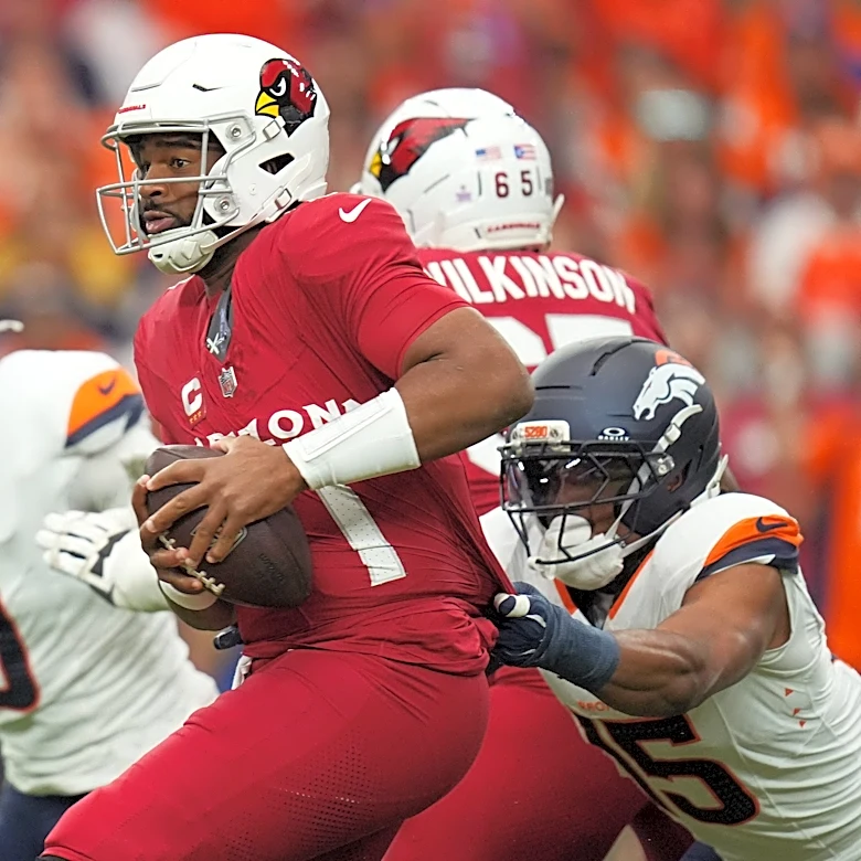 Broncos OLB Nik Bonitto generated incredible pressure stats vs. Cardinals