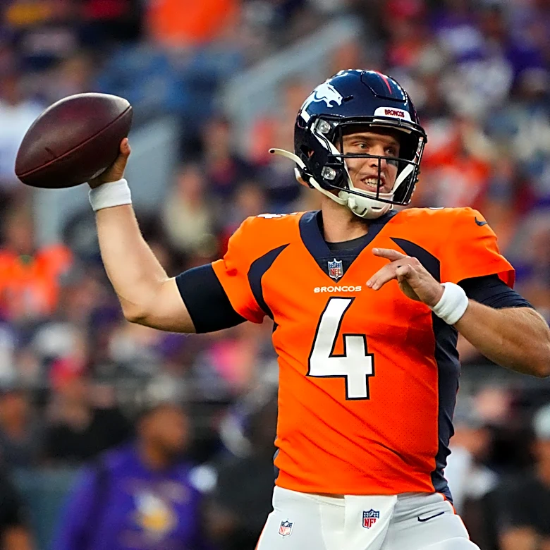 Buccaneers cut former Broncos backup quarterback