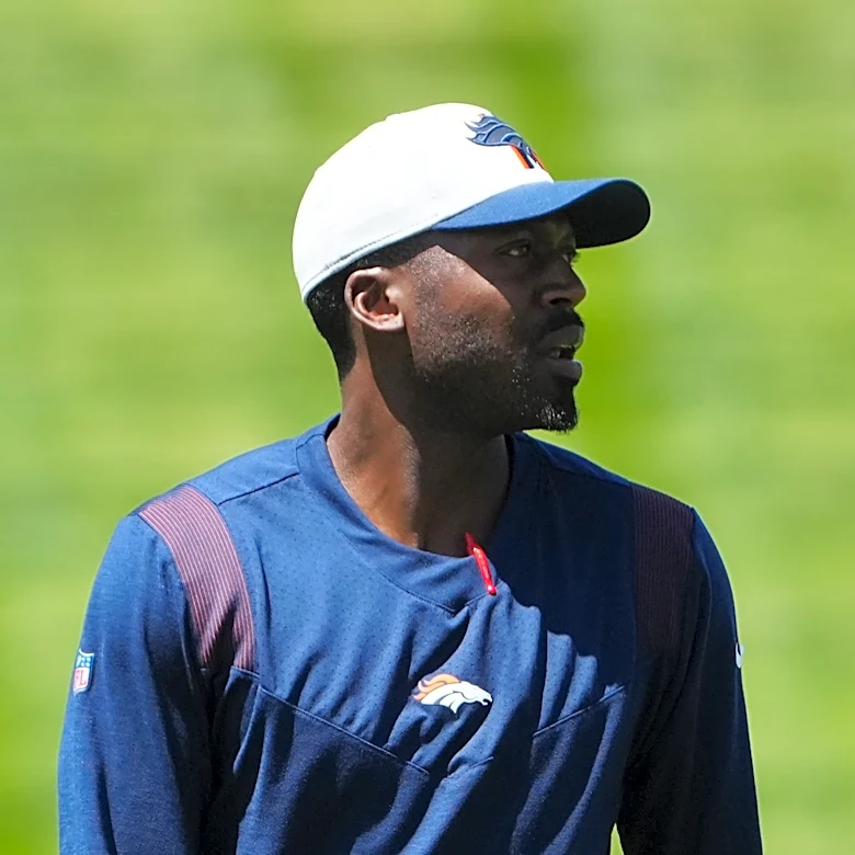Panthers fire ex-Broncos DC one week before facing his old team