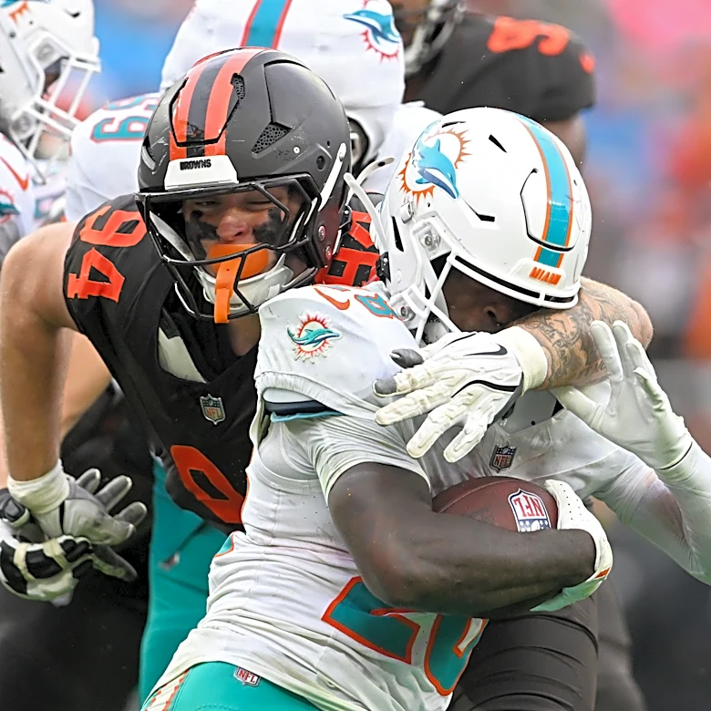PFF ranks Browns' defensive line among the best in the NFL