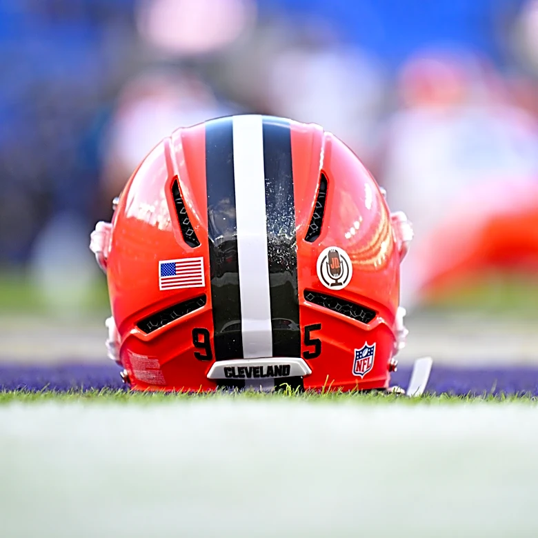Former Vikings defensive back waived by the Colts, claimed by Browns