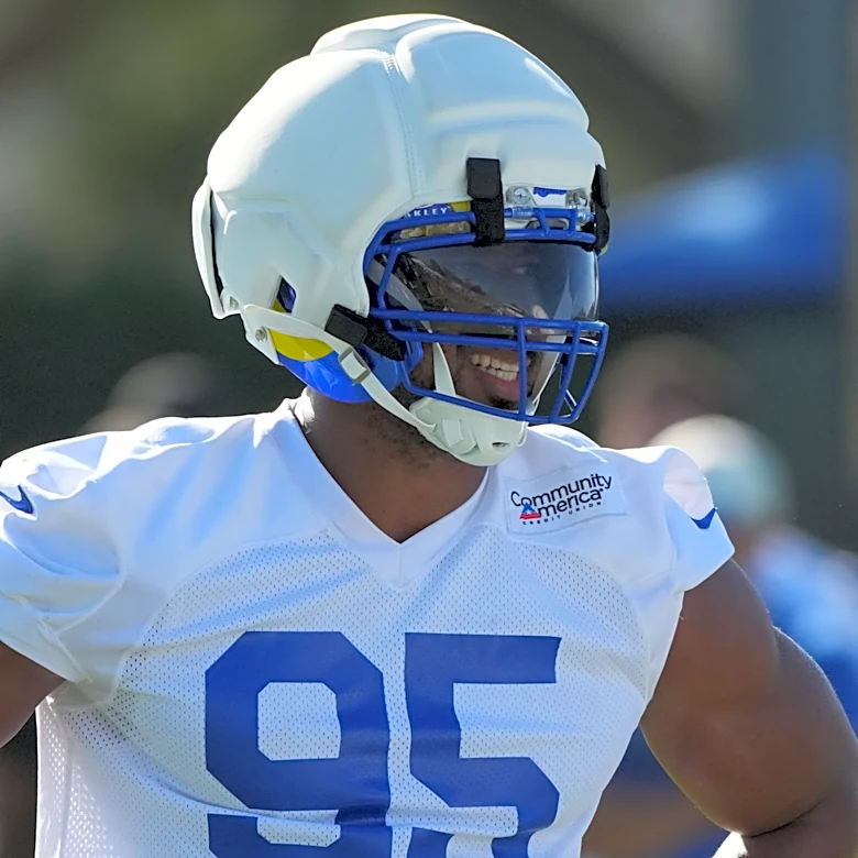 Myles Garrett will get to play with Aaron Donald in 2026