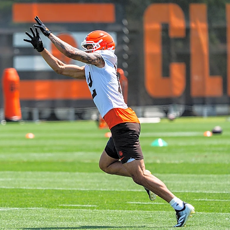 Best and worse case projections for Browns' Denzel Boston