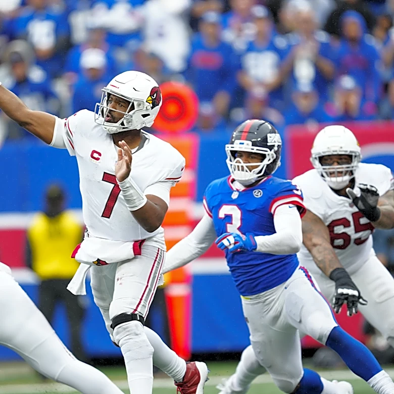 How did former Browns play in Week 4 of the 2026 season?