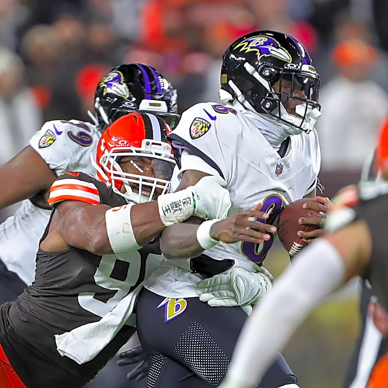 Browns will be monitoring the health of Ravens QB Lamar Jackson
