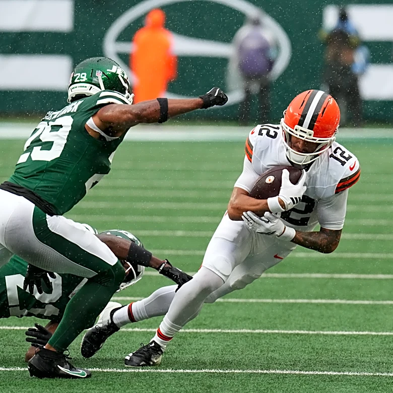 Should you start any Browns WR in fantasy football in Week 7?