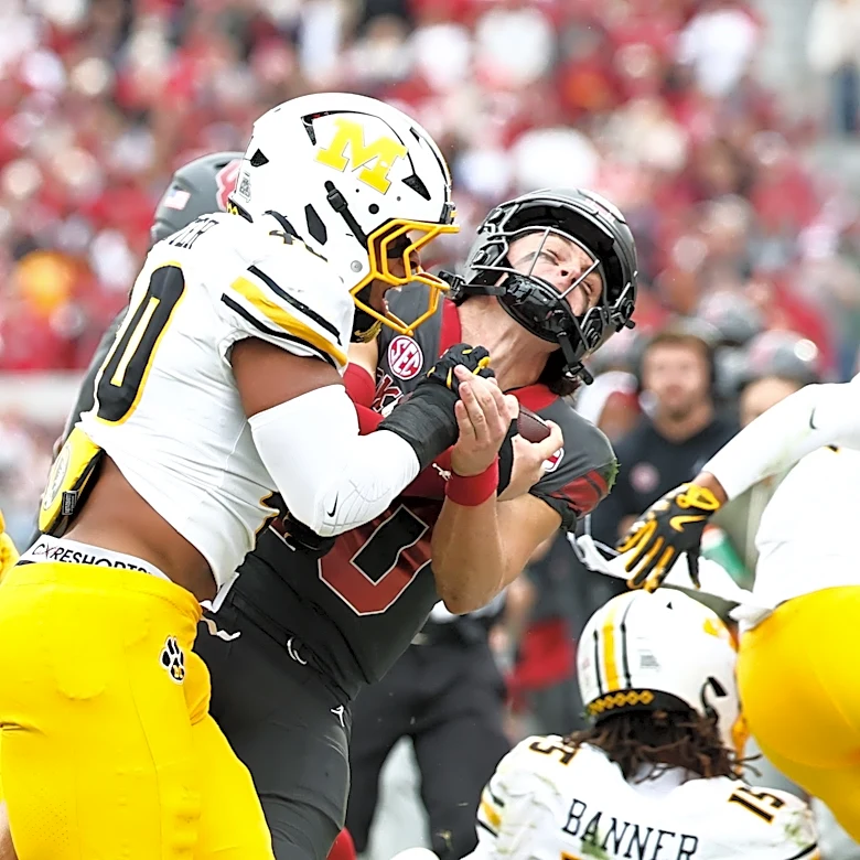 CBS Sports has their eyes on Josiah Trotter Jr. in camp