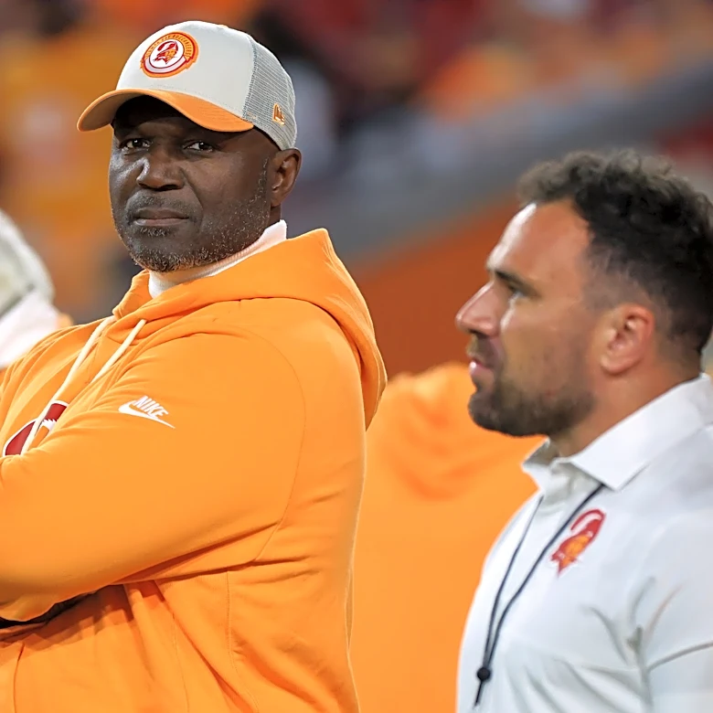 Buccaneers roster cuts tracker: Live updates as Bucs trim roster to 53