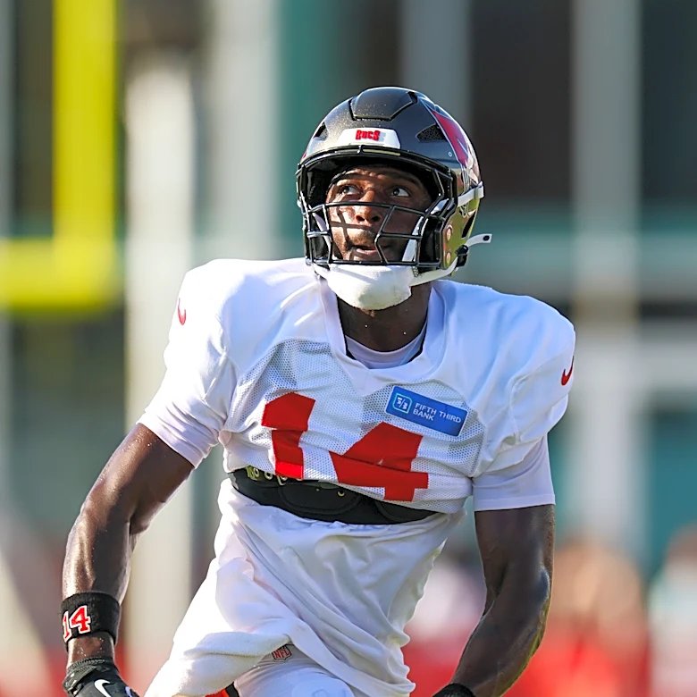 Bucs WR Chris Godwin tabbed for major fantasy football rebound in 2026