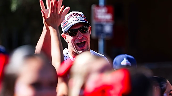Rob Gronkowski on Buccaneers' Baker Mayfield: 'He just needs to go down'