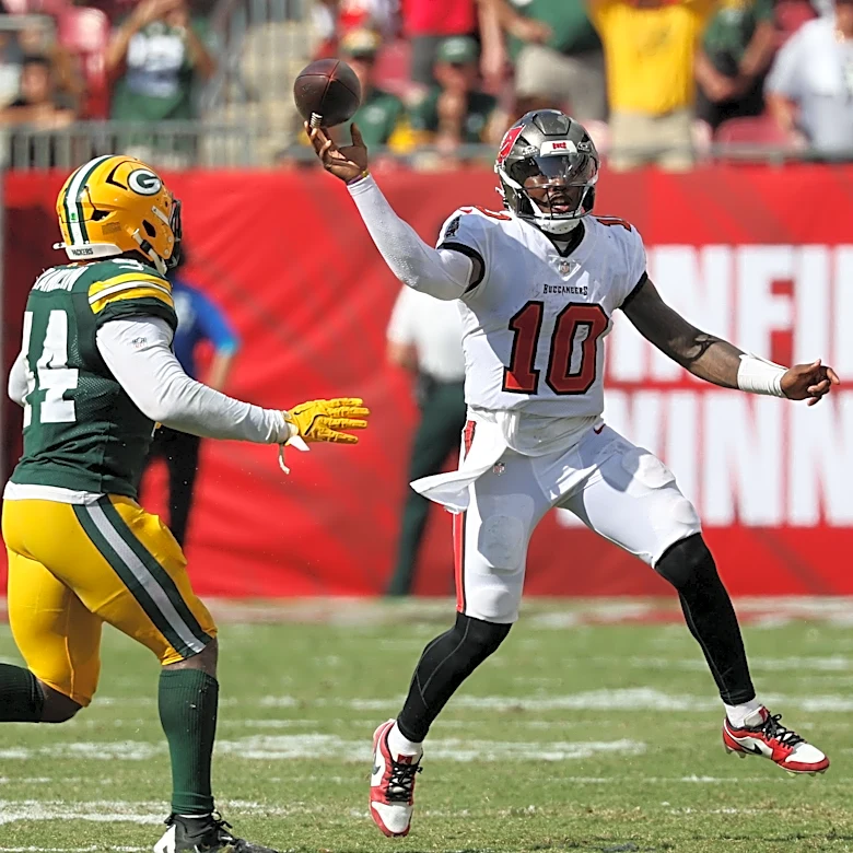Jalon Daniels sends message after first start in Buccaneers loss to Packers