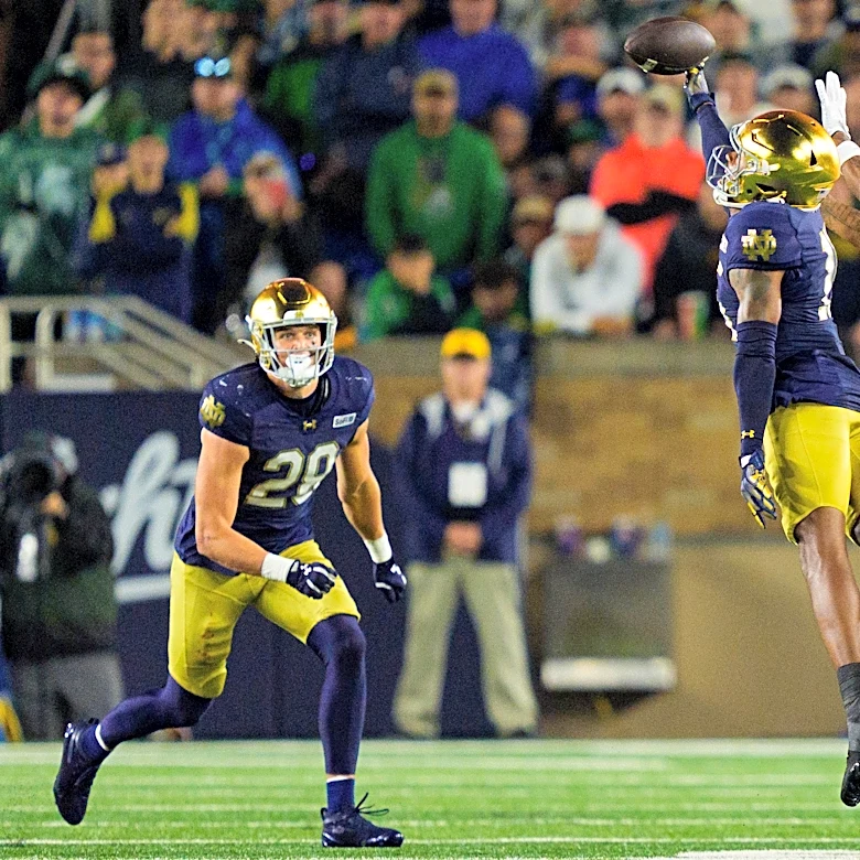 Mock Draft Monday: Buccaneers land star Notre Dame cornerback