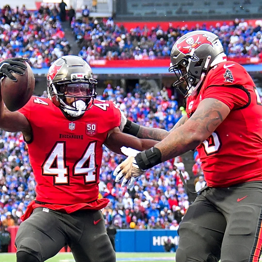 Wirfs back to showing why hes the best tackle in football