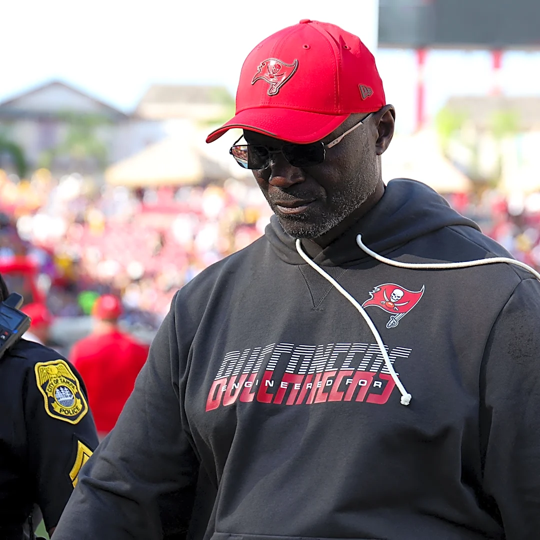 Bucs second half collapse should cost someone their job
