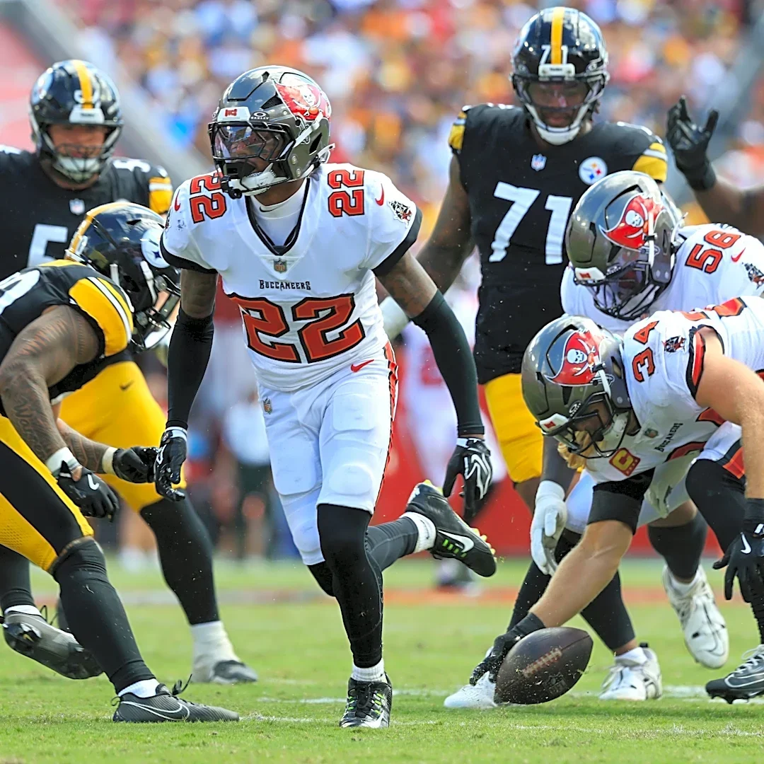 Buccaneers Week 6 snap counts: David Walker deserves more snaps
