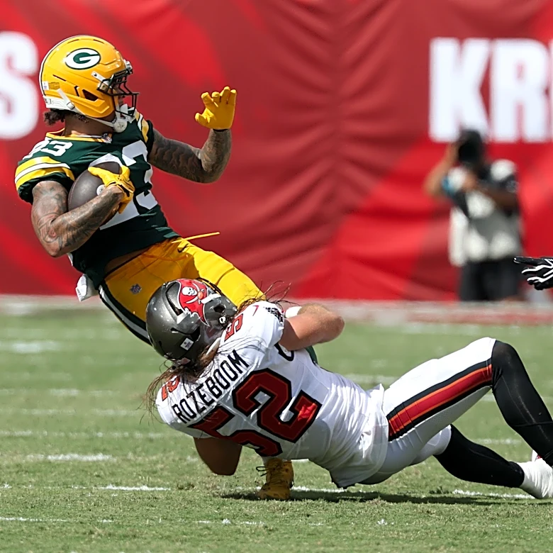 Buccaneers activate David Sills, place Christian Rozeboom on IR