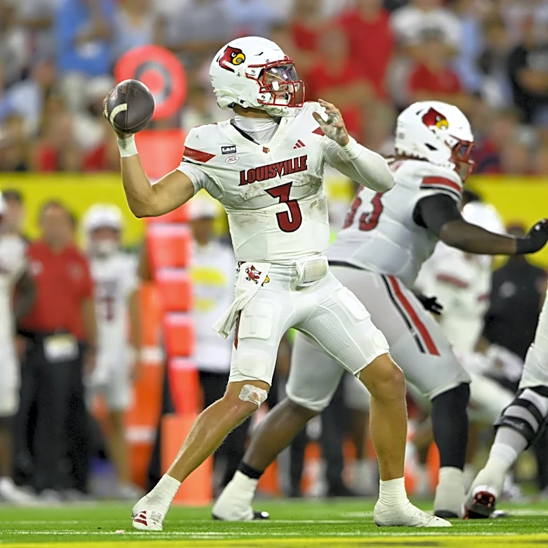 Former Ohio State quarterback puts up big numbers in Louisville debut