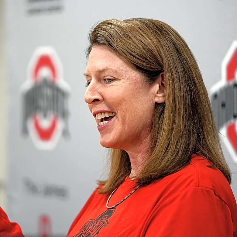 Victory Bell ringer announced for Ohio State game against Kent State