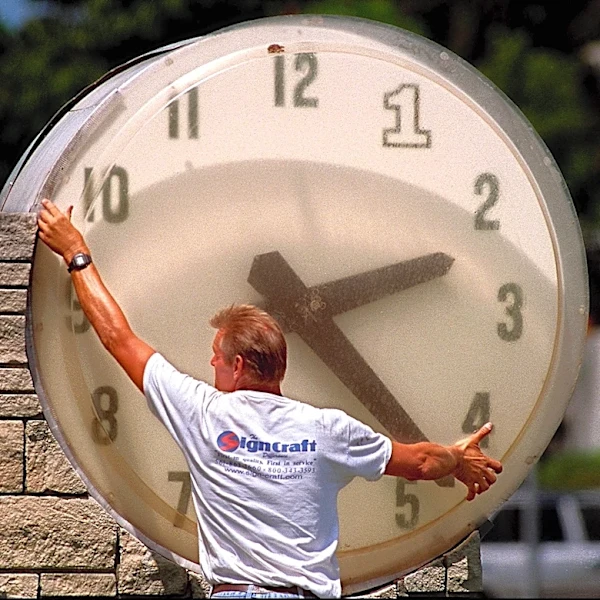 When do we turn back the clocks? Daylight saving time is coming