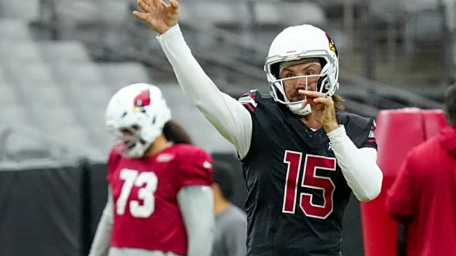 Arizona Cardinals training camp: Gardner Minshew stands out with jersey