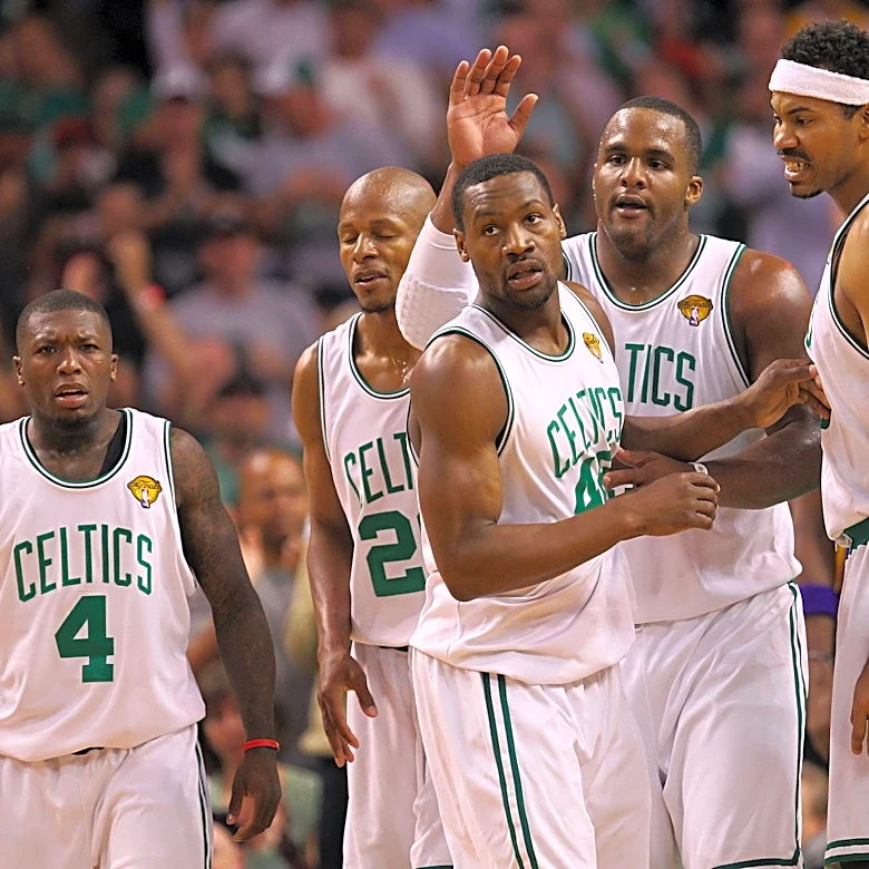 Today in Boston Celtics history: Cousy, Anthony, Arroyo, Udoka born; Davis re-signs