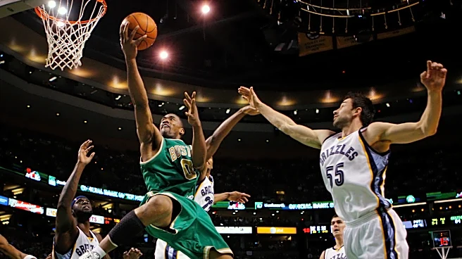 Leon Powe looks to Boston Celtics past for basketball camp of today