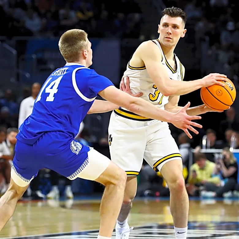 Boston Celtics reportedly sign guard Caleb Grill to training camp deal