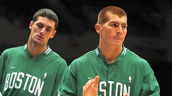 Today in Boston Celtics history: Wolkowyski signed; Dickau, Kinney, Hoefer born