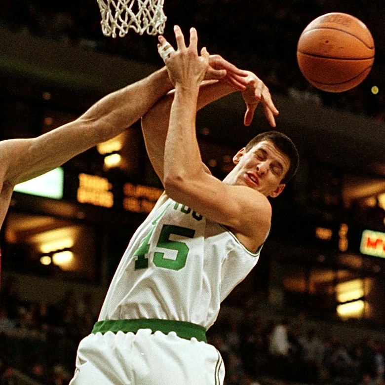 Today in Boston Celtics history: Vrankovic signed; Boswell born; Barnes traded for