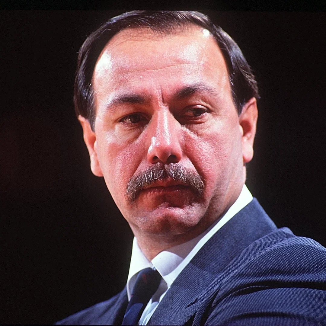 Today in Boston Celtics history: Ford trade; Minor signs; Stacom, Maxwell debut; Mangurian passes