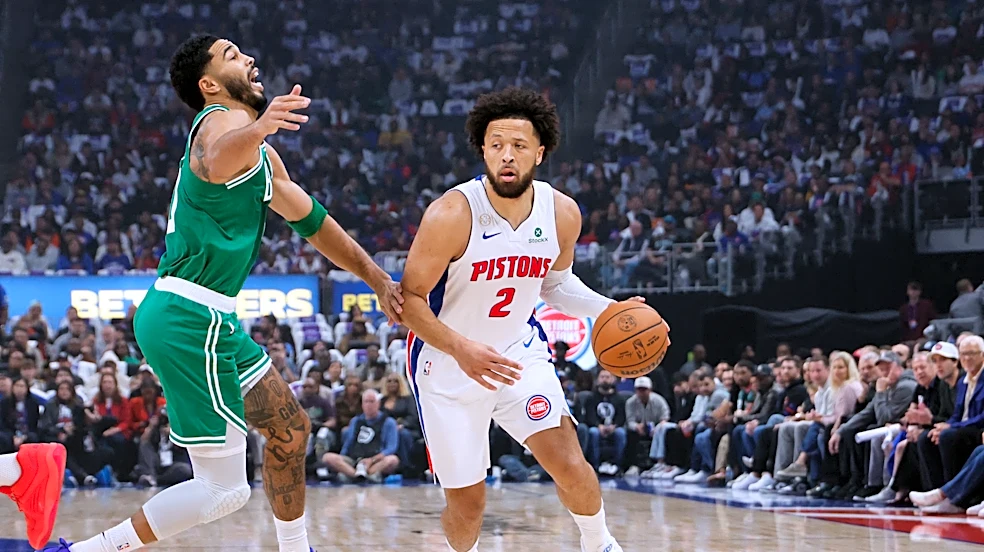 Boston Celtics fall to Detroit Pistons 121-113 with familiar late collapse (PHOTOS)