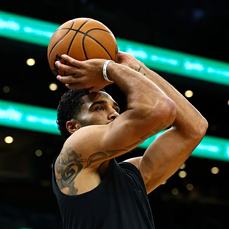 Jayson Tatum shuts down questions on Jaylen Brown drama