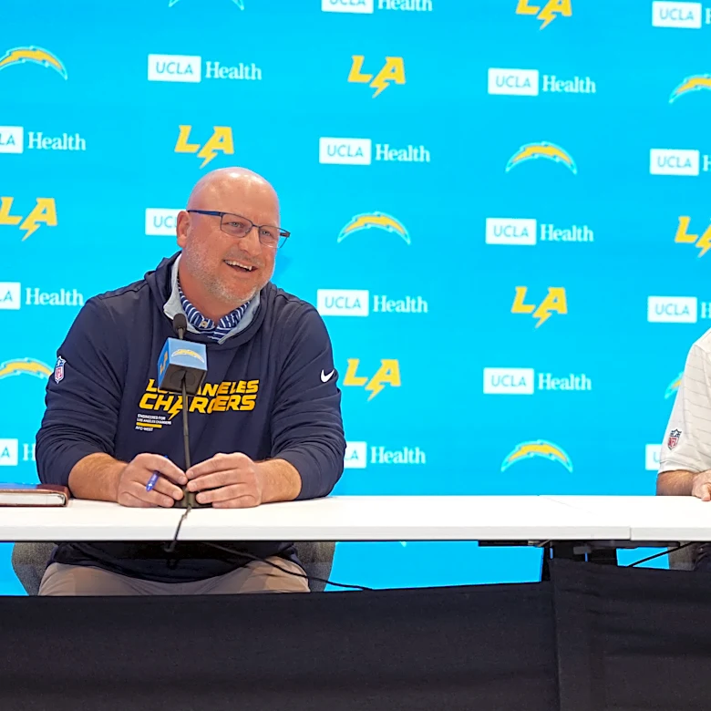 Insider names one position Chargers should target at roster deadline