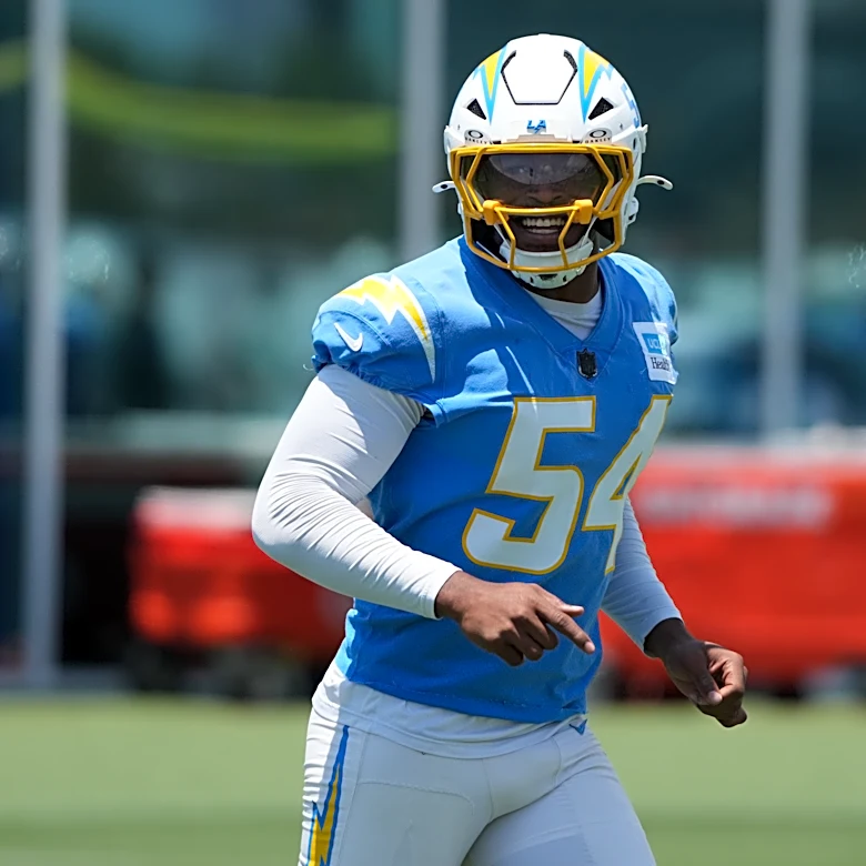 Chargers roster news: LA cuts EDGE Kyle Kennard