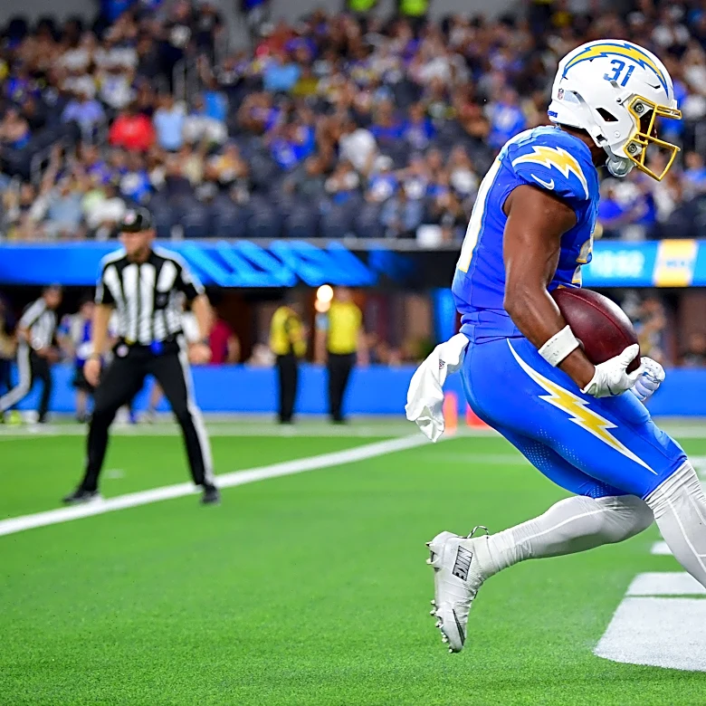 Chargers sign undrafted RB Greg Desrosiers Jr. to practice squad