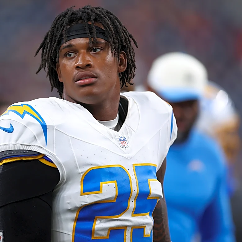 Chargers sign 16 players to 2026 practice squad