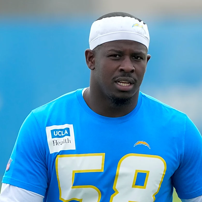 Chargers' Marlowe Wax earns major recognition after strong preseason