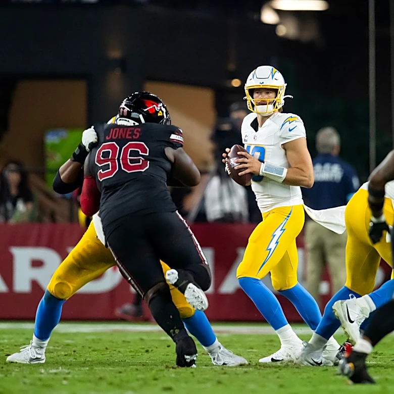 Chargers' Justin Herbert draws high praise from key Cardinals player